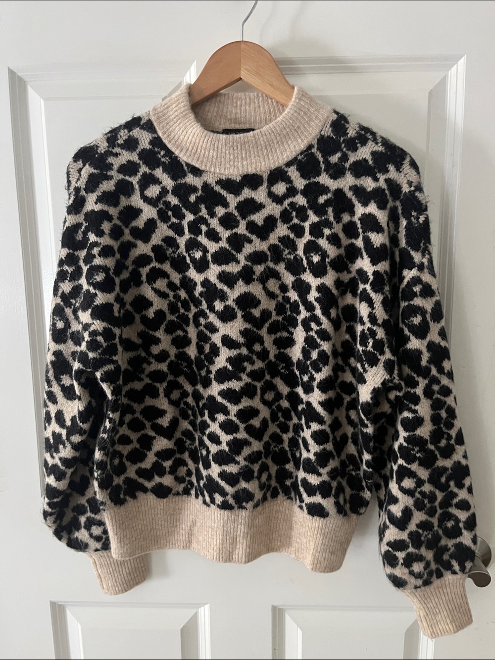 Ann Taylor Factory Animal Print Sweater cream and black oversized mohair small